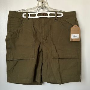REI NWT Trailsmith Shorts army green 36